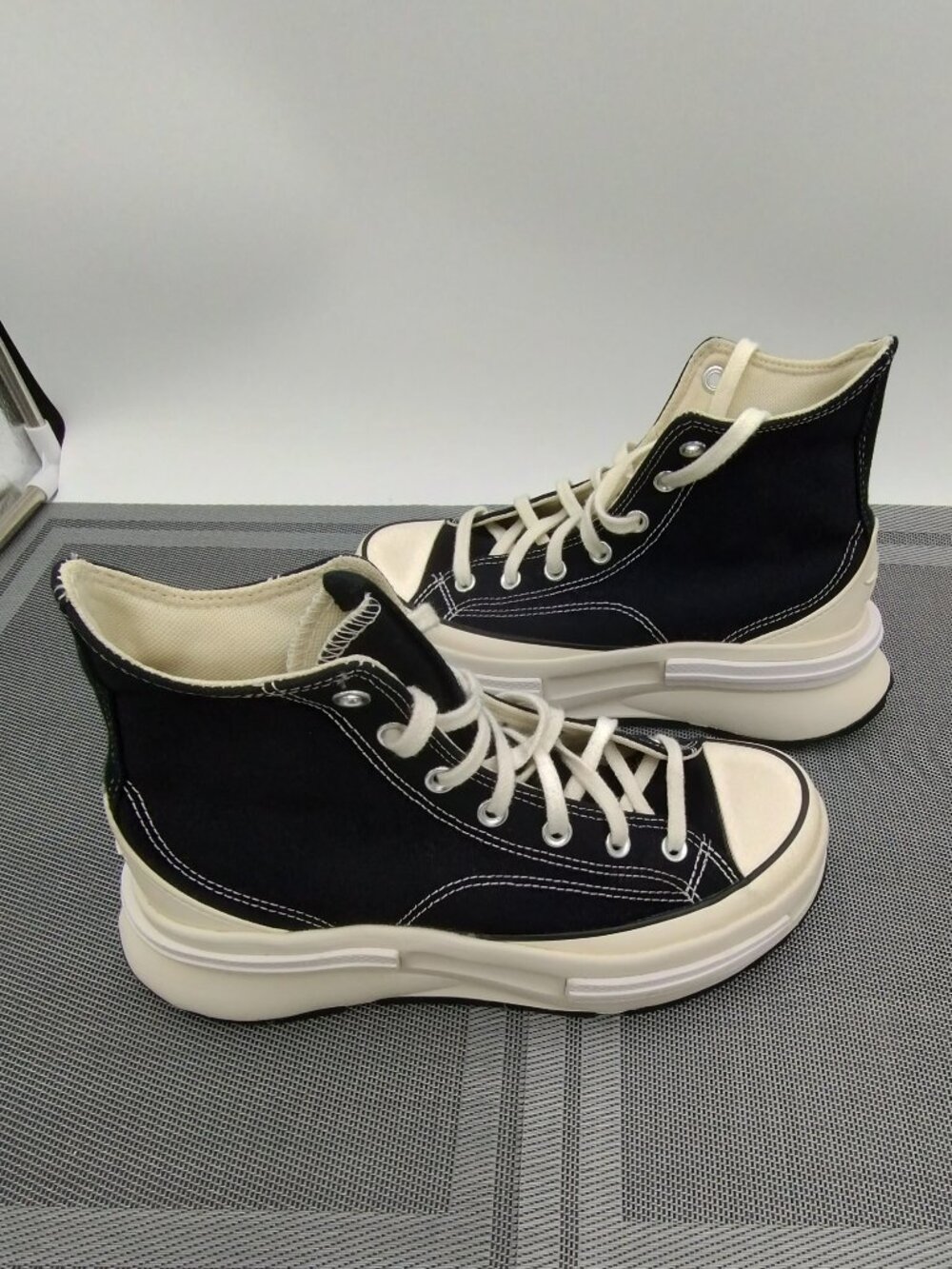 Converse Run Star Legacy CX Hi Top Platform Sneakers Black Unisex M7/W8.5 - Picture 2 of 16